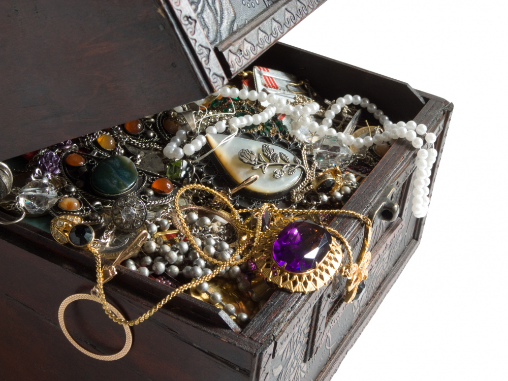 Lot De Bijoux Fantaisie Vintage – Dont Skalli – Métal – Occasion