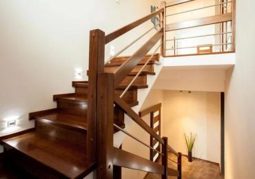 Rustique, moderne ou scandinave : quel style d&rsquo;escalier en bois choisir pour votre maison ?