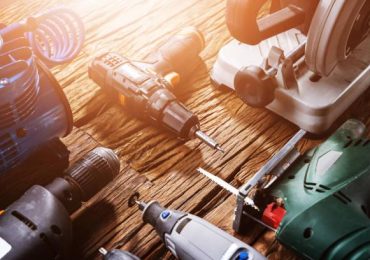 Outils de bricolage Bosch, Makita ou DeWalt : le match des titans