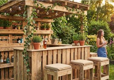 Le bar en palettes parfait pour vos soirées d&rsquo;été