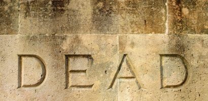 restauration de monuments funéraires : redonnez vie et élégance aux pierres tombales et mémoriaux avec des services professionnels et respectueux.