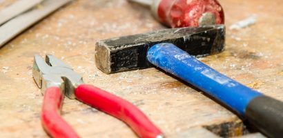 découvrez notre sélection d'outils pour bricoleurs, parfaits pour tous vos travaux de réparation et d'entretien à domicile.