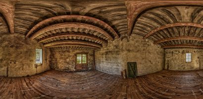 améliorez le confort et réduisez vos factures d'énergie grâce à une isolation de grenier efficace et durable.