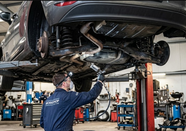 Traitement sous caisse sur rouille légère : traiter ou décaper d&rsquo;abord