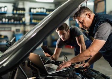 Pourquoi les voitures de sport ont plus de carrossage négatif
