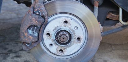 plaquettes de frein arrière de haute qualité pour une performance optimale et une sécurité accrue sur la route.