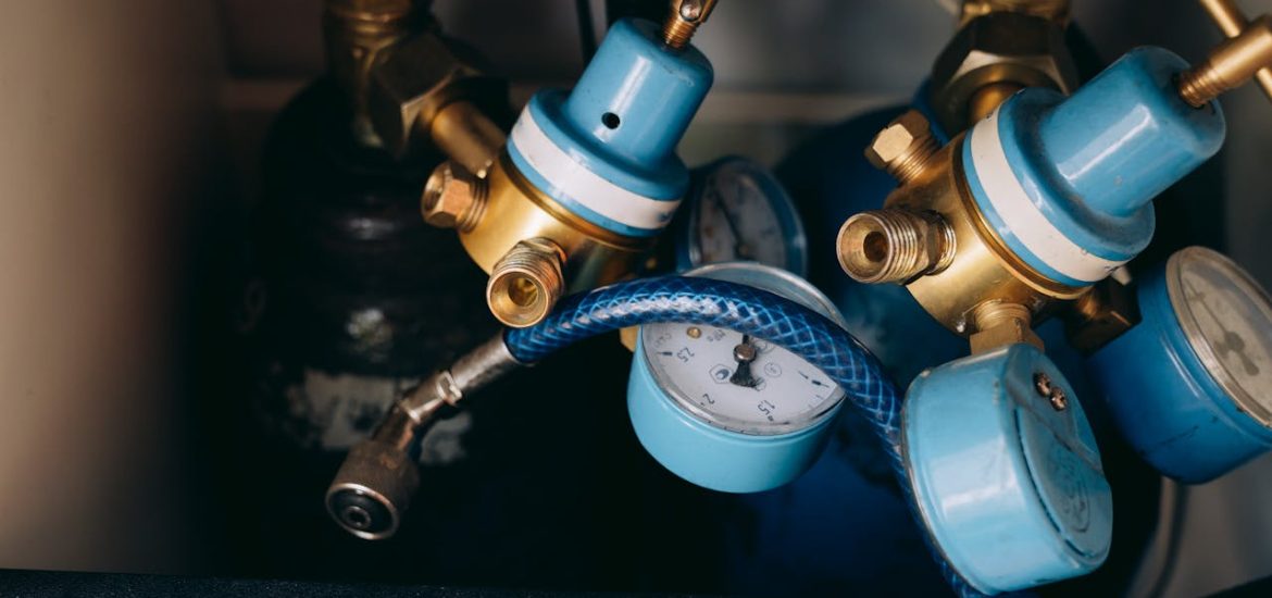 Fuite de gaz après un accident : vérifier les flexibles