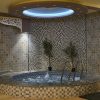 Mosaïque hammam : résistance à la chaleur et humidité