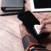 Nettoyage de l&rsquo;écran couleur tactile : produits à éviter