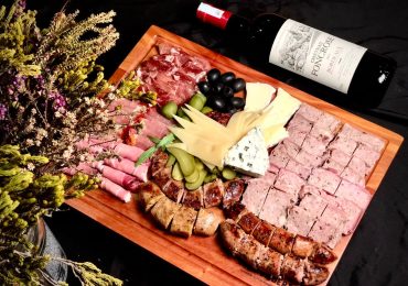 Les meilleurs accords vins et charcuterie artisanale